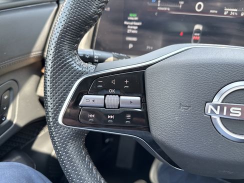 Certified 2024 Nissan Ariya AWD image 23