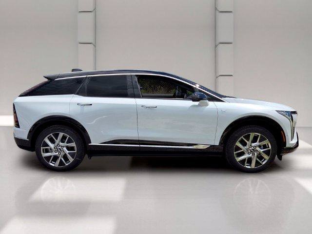 New 2027 Cadillac Optiq Luxury AWD/4WD image 6
