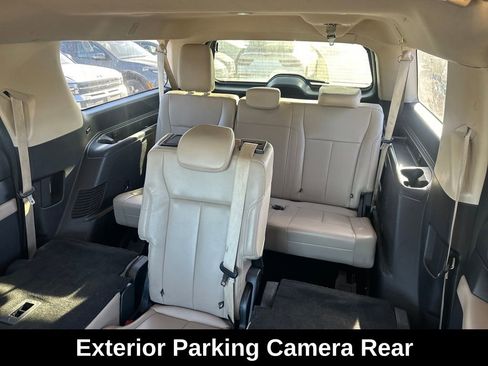 Used 2023 Ford Expedition Max XLT image 19