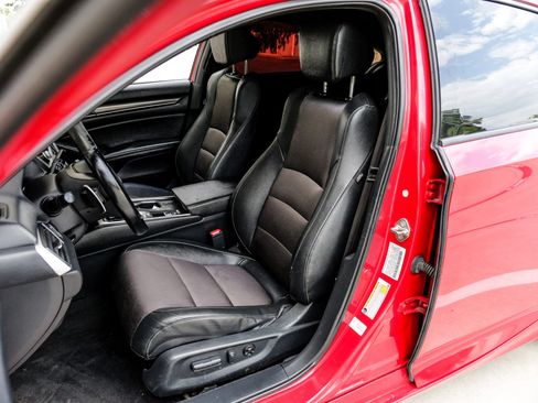 Used 2019 Honda Accord Sport image 38