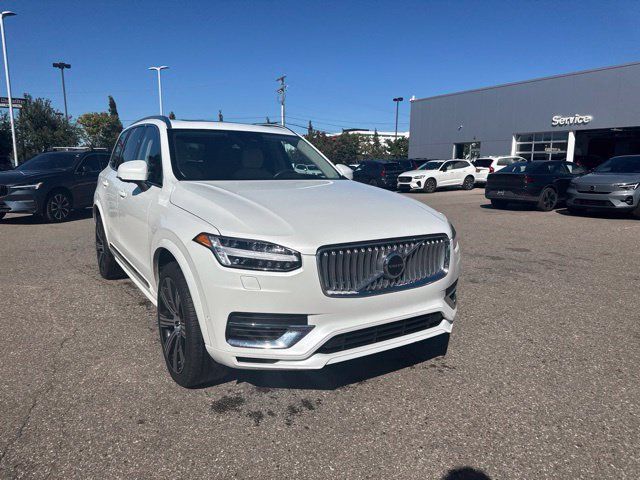 Used 2024 Volvo XC90 T8 Ultimate w/ Lounge Package AWD/4WD image 2