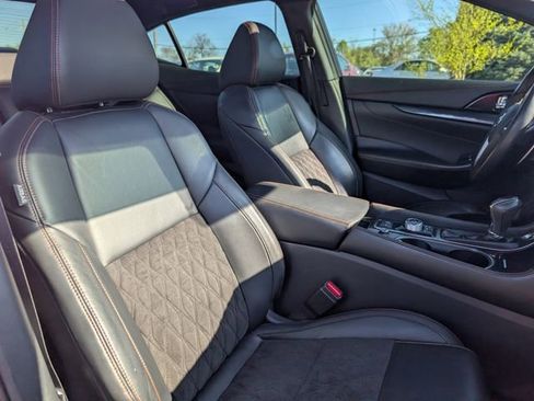Used 2019 Nissan Maxima Platinum image 24