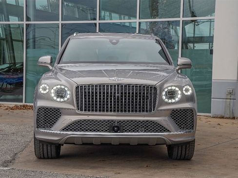Certified 2024 Bentley Bentayga Extended Wheelbase image 8