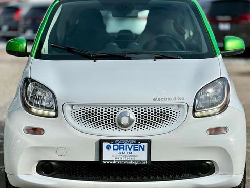 Used 2017 smart fortwo electric drive image 6