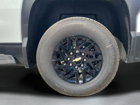 New 2026 Chevrolet Silverado EV LT w/ Plus Package AWD/4WD image 10