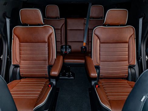 Used 2024 GMC Yukon Denali Ultimate image 24