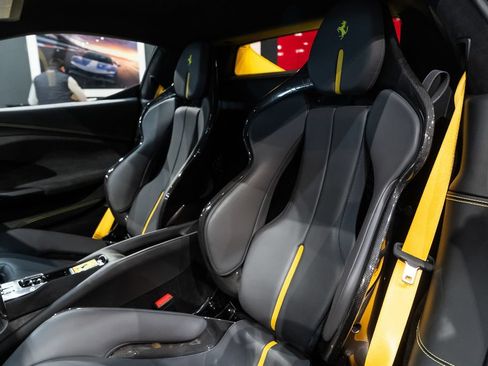 Used 2023 Ferrari 296 GTB RWD image 4
