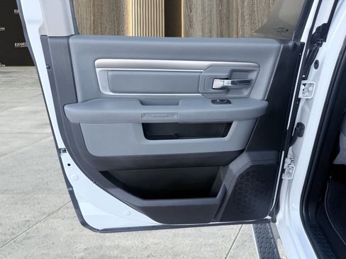 Used 2018 RAM 3500 Lone Star image 31