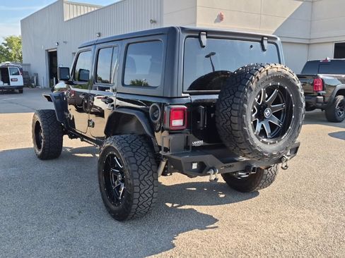 Used 2023 Jeep Wrangler Unlimited Sport AWD/4WD image 5