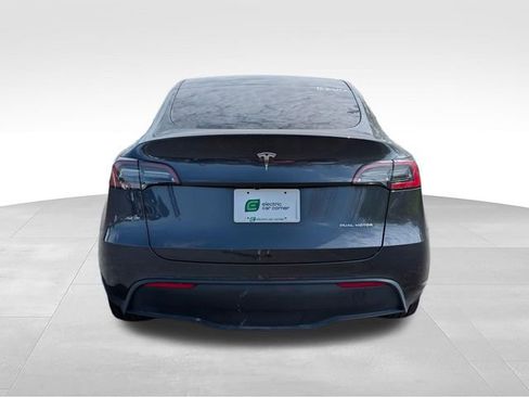 Used 2024 Tesla Model Y Long Range AWD/4WD image 6