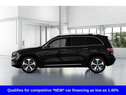 Used 2025 Mercedes-Benz GLB 250 GLB 250 image 34