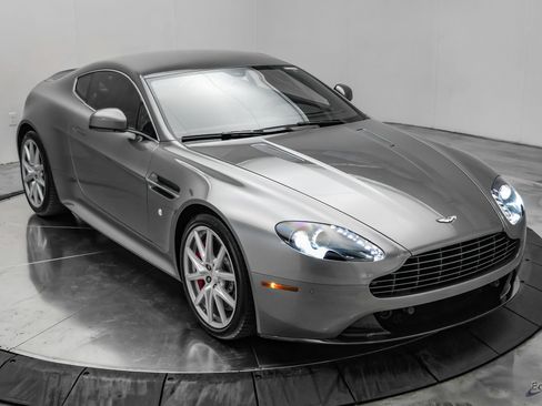 Used 2014 Aston Martin V8 Vantage S RWD image 30