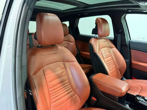 Used 2024 Kia Sportage SX image 25