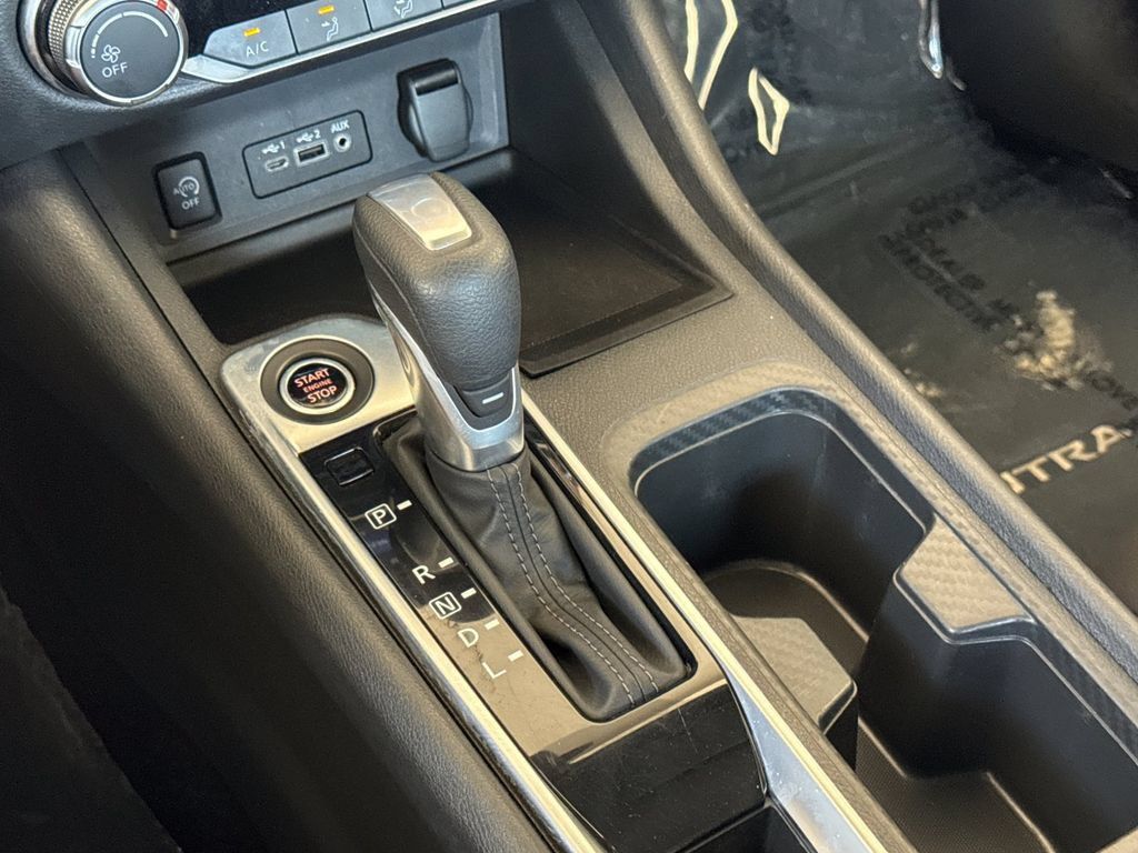 Used 2025 Nissan Sentra SV FWD image 19