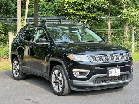 Used 2019 Jeep Compass Limited AWD/4WD image 1