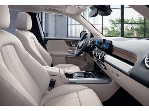 Certified 2022 Mercedes-Benz GLB 250 4MATIC image 34