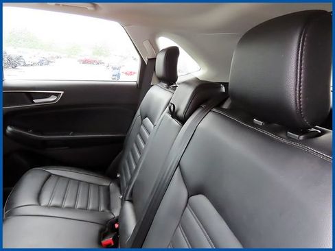 Used 2022 Ford Edge SEL w/ Convenience Package AWD/4WD image 10