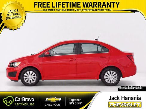Used 2014 Chevrolet Sonic LS FWD image 6