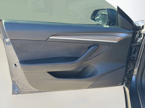 Used 2023 Tesla Model 3 Standard Range image 20