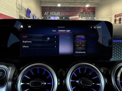 Used 2024 Mercedes-Benz EQB 250+ image 36