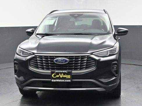 Used 2025 Ford Escape Platinum image 7