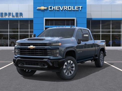 New 2026 Chevrolet Silverado 2500 Custom w/ Custom Value Package AWD/4WD image 6