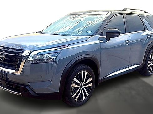 Used 2024 Nissan Pathfinder Platinum w/ Cargo Package FWD image 1