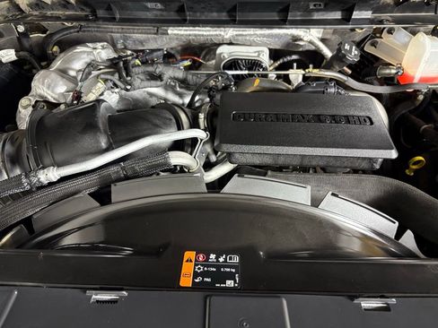 Used 2024 Chevrolet Silverado 2500 Custom w/ Custom Value Package image 45