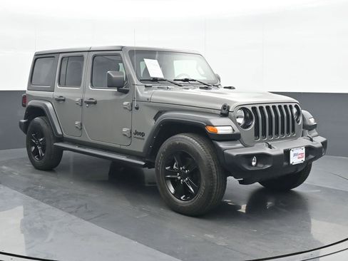 Used 2021 Jeep Wrangler Unlimited Sport image 9