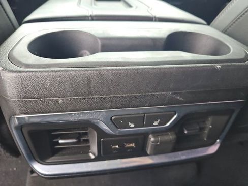 Used 2022 Chevrolet Silverado 3500 High Country image 15