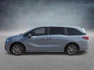 Used 2025 Honda Odyssey Touring video 3