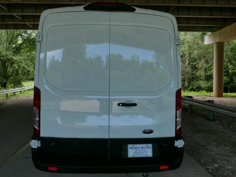 Used 2024 Ford Transit 250 148 Medium Roof Extended AWD image 24