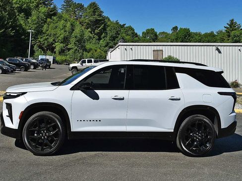 Used 2026 Chevrolet Traverse RS AWD/4WD image 4