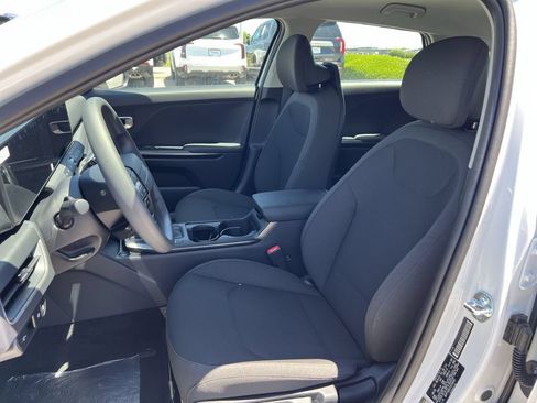 New 2026 Kia K4 FWD image 11