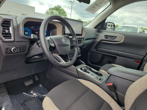 Used 2025 Ford Bronco Sport Big Bend w/ Convenience Package AWD/4WD image 20