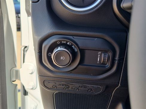 Used 2024 Jeep Wrangler Sahara w/ Technology Group image 23