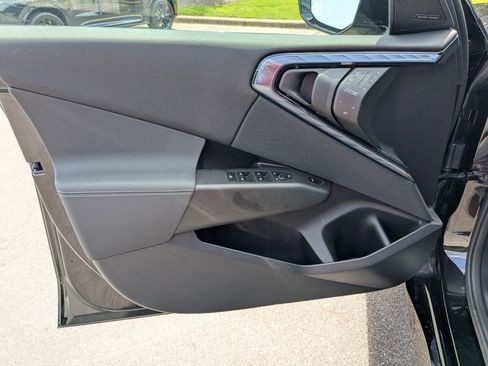 New 2025 BMW X3 xDrive30i w/ Premium Package image 11