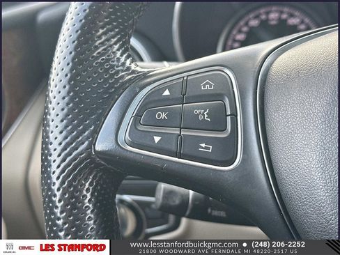 Used 2017 Mercedes-Benz GLC 300 4MATIC image 19