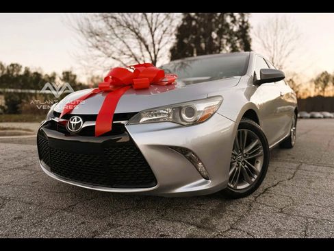 Used 2015 Toyota Camry SE image 38