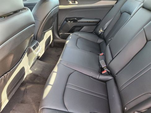New 2026 Kia K5 EX image 21