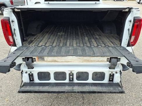 Used 2021 GMC Sierra 3500 Denali w/ Denali Ultimate Package AWD/4WD image 19