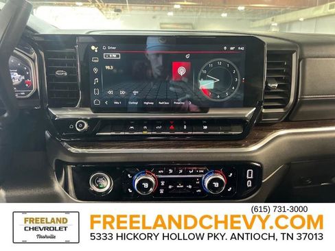 Used 2024 GMC Sierra 1500 SLE image 27