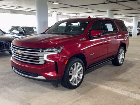 Used 2023 Chevrolet Tahoe High Country RWD image 4