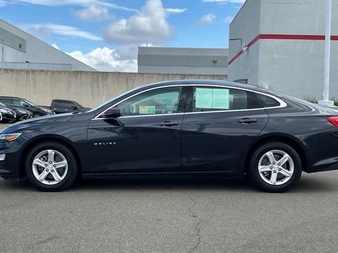 Used 2023 Chevrolet Malibu LS FWD image 9