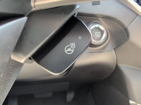 Used 2025 Subaru Ascent Limited image 33