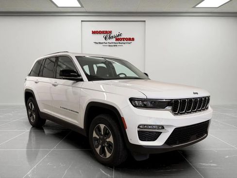Used 2022 Jeep Grand Cherokee Limited 4xe w/ Luxury Tech Group II AWD/4WD image 1