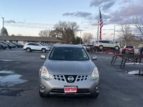 Used 2013 Nissan Rogue SL image 2