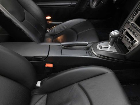 Used 2006 Porsche 911 Carrera RWD image 22