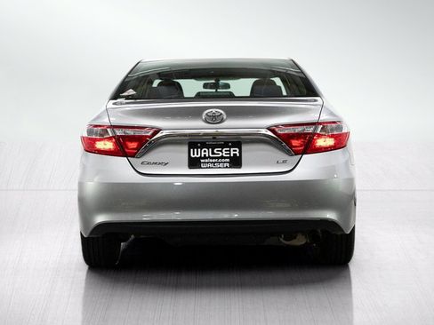 Used 2017 Toyota Camry LE FWD image 4