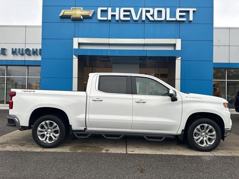 Used 2024 Chevrolet Silverado 1500 LTZ w/ Technology Package image 3